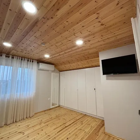 Διαμέρισμα 2bedroom Apartment,free Parking 06 *