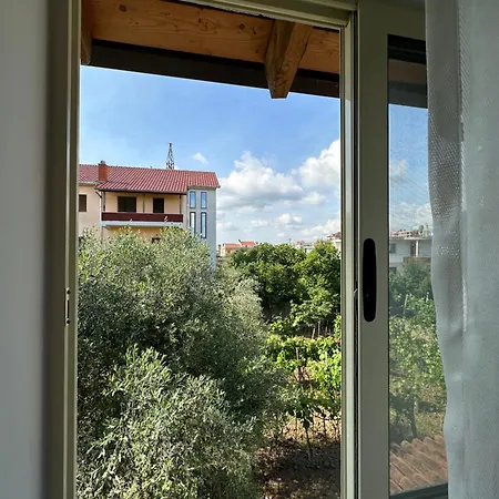 Lägenhet 2bedroom Apartment,free Parking 06 *