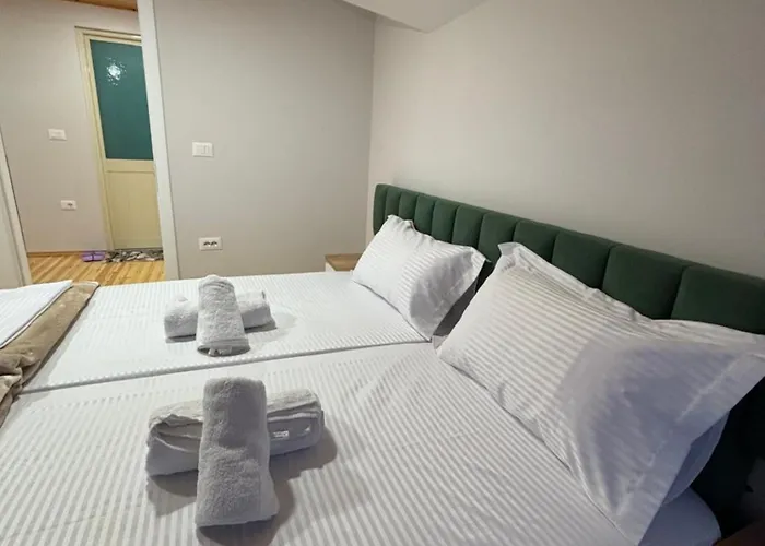 דירה 2bedroom Apartment,free Parking 06 Kamez